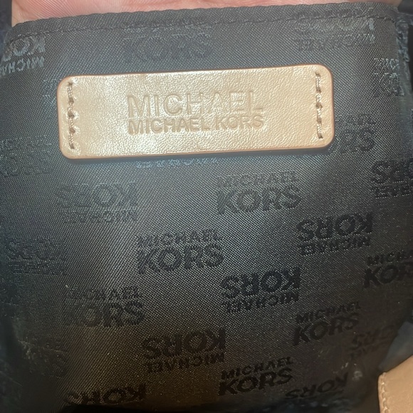 Michael Kors Shiny Black Jet Set Monogram Leather Tote Shoulder Bag - Picture 8 of 8